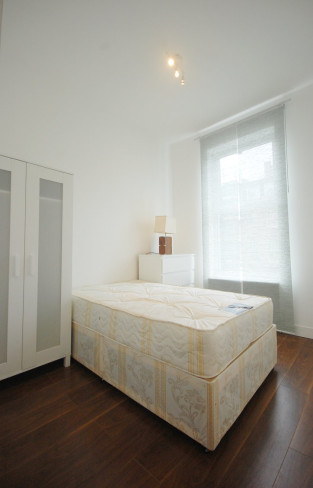 One Bedroom Flat to rent in London